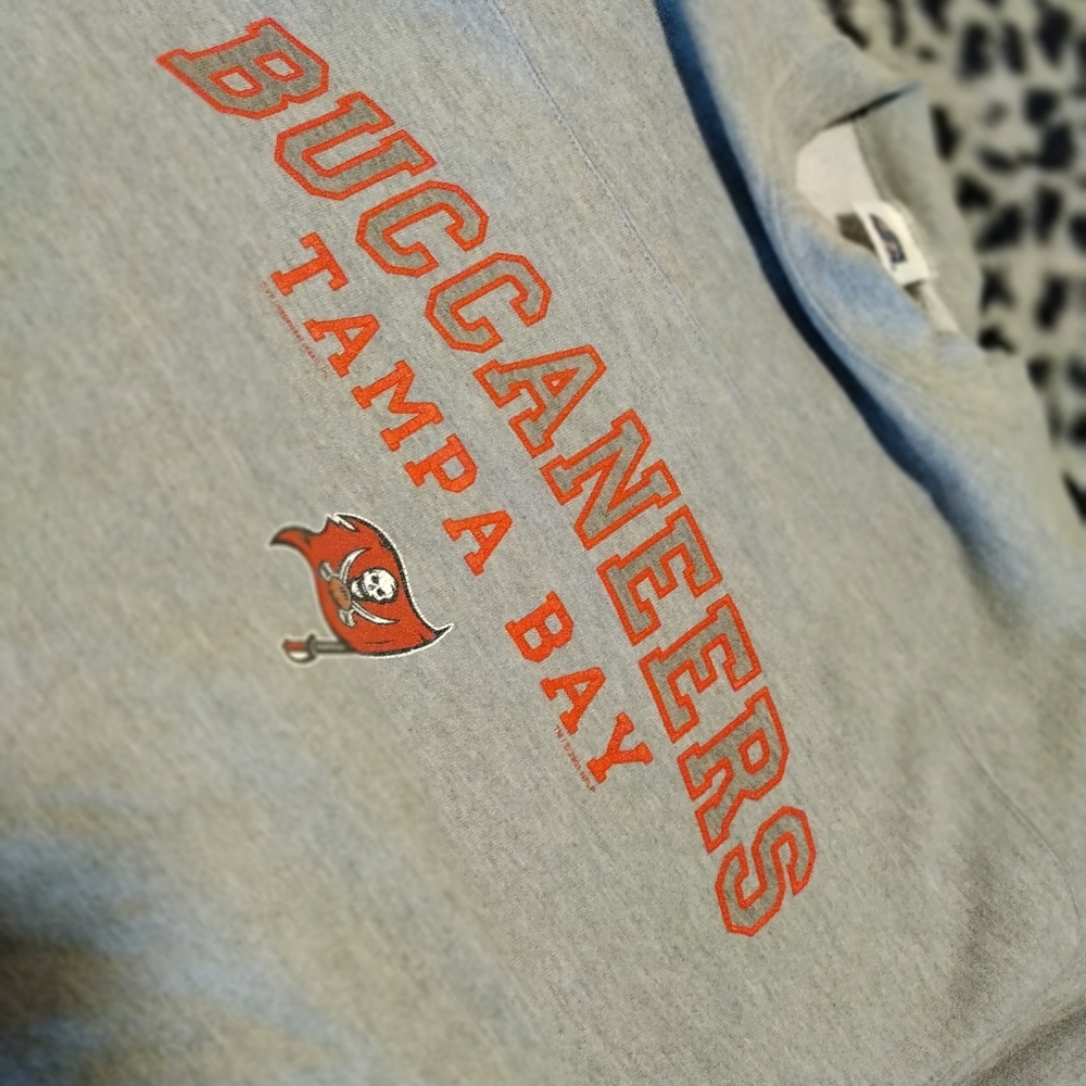 Vintage Buccaneers Pullover